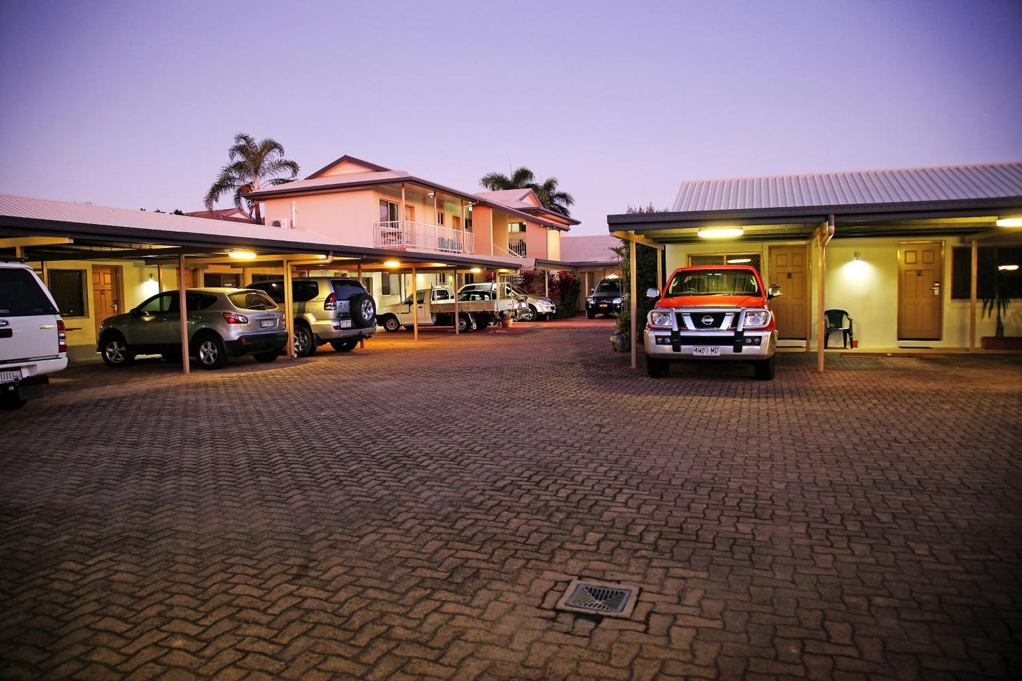Cascade Motel In Townsville Exterior photo